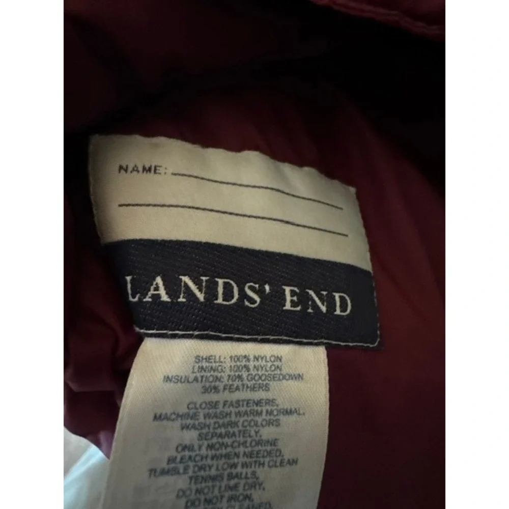Lands End Kids Burgundy Down Puffer Vest Size M 10-12 Quilted Snap Front
